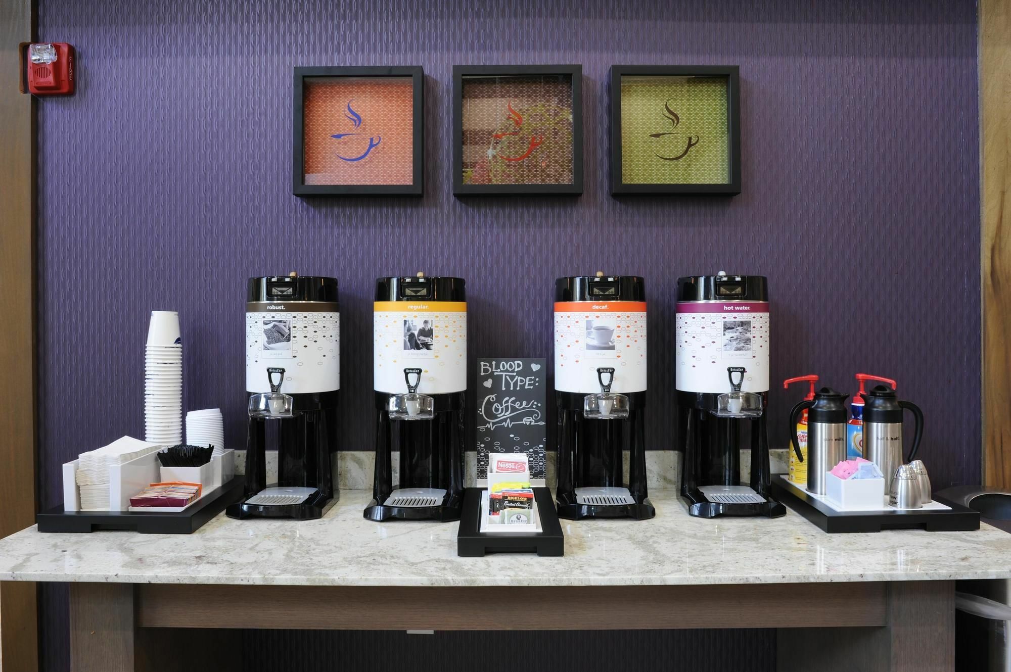Hampton Inn & Suites Ardmore Esterno foto